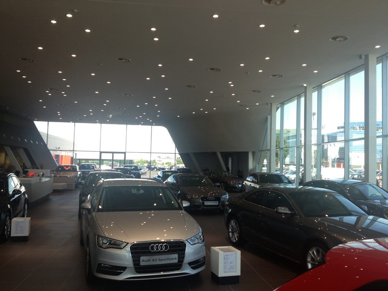 Porsche Showroom